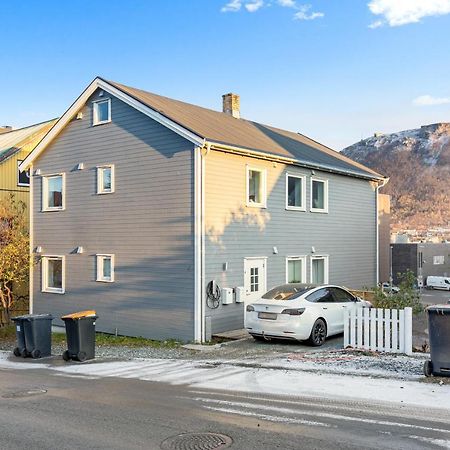 Luxury Apartement Close To City Centre With Free Parking Tromsø Eksteriør billede