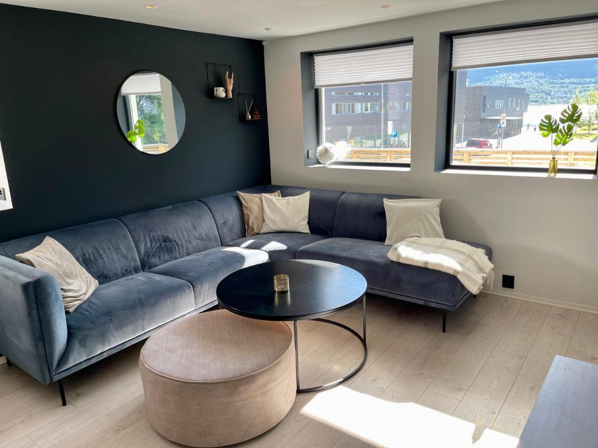 Luxury Apartement Close To City Centre With Free Parking Tromsø Eksteriør billede